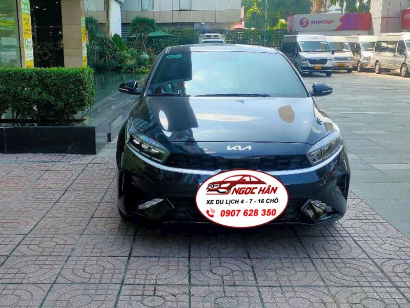 Thuê Xe 4 Chỗ Có Tài Xế Tại Bình Tân - Giá Rẻ