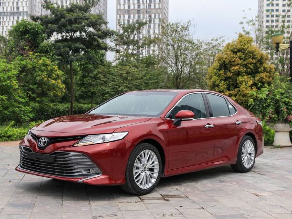 Dịch Vụ Cho Thuê Xe Hợp Đồng 4 Chỗ Uy Tín, Giá Tốt